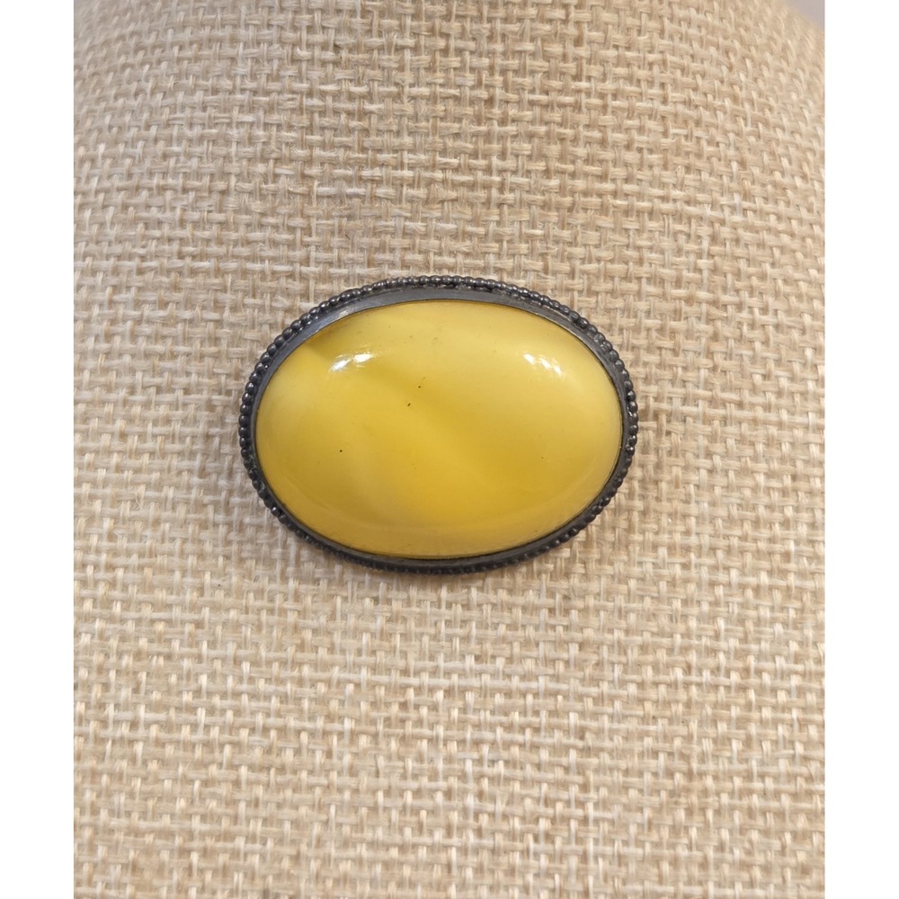 Vintage Oval Butterscotch Amber & Sterling Silver Brooch Pin